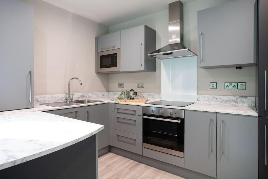 Stunning 2Br Next To The City Airport Bhd - Free Parking Belfast Ngoại thất bức ảnh