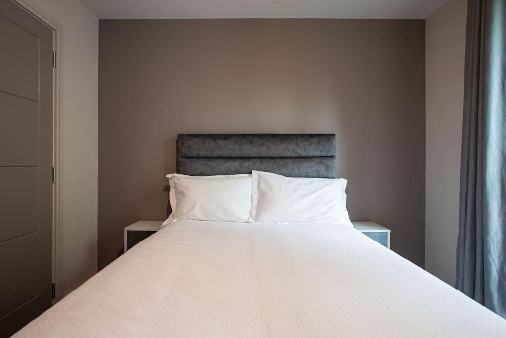 Stunning 2Br Next To The City Airport Bhd - Free Parking Belfast Ngoại thất bức ảnh