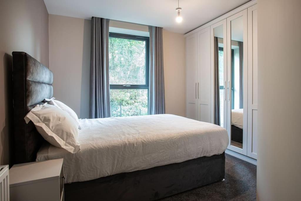 Stunning 2Br Next To The City Airport Bhd - Free Parking Belfast Ngoại thất bức ảnh